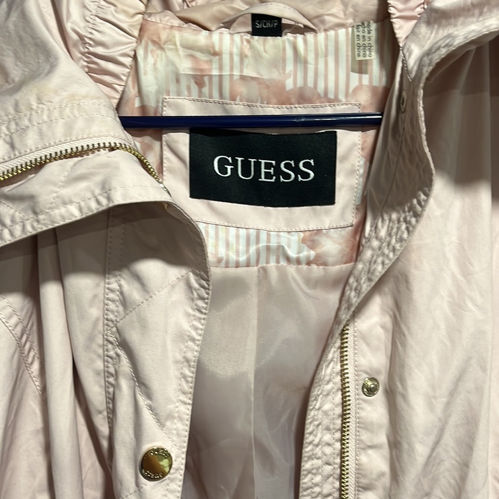 The cutest light pink spring time jacket. - Picture 2 of 3